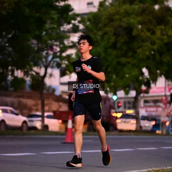 Runner Photo 4110929