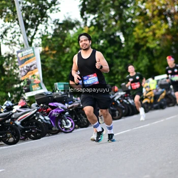 Runner Photo 4110935