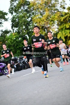 Runner Photo 4110945