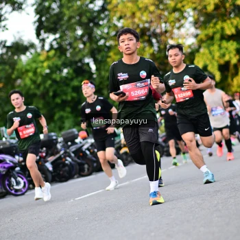 Runner Photo 4110946
