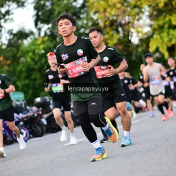 Runner Photo 4110957