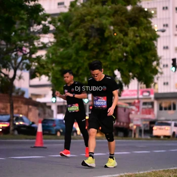 Runner Photo 4110965