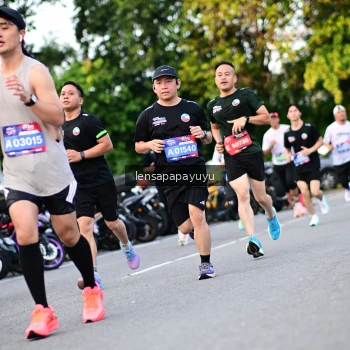 Runner Photo 4110990