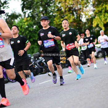 Runner Photo 4110996