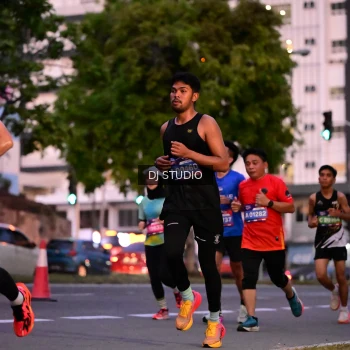 Runner Photo 4110999
