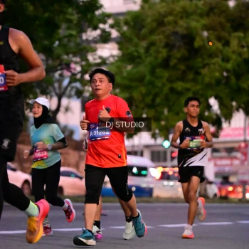 Runner Photo 4111037