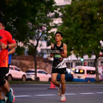 Runner Photo 4111055