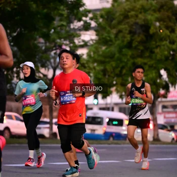 Runner Photo 4111057