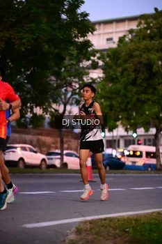 Runner Photo 4111059