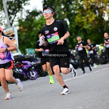 Runner Photo 4111060