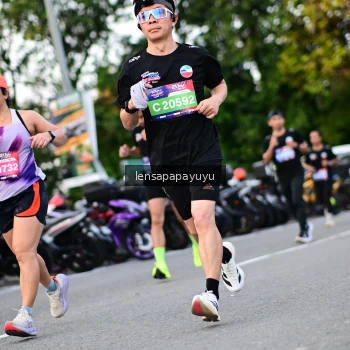 Runner Photo 4111063