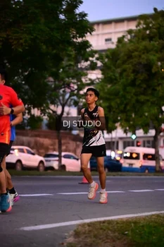 Runner Photo 4111071