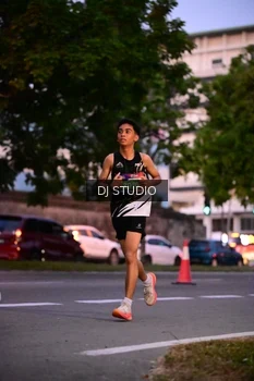 Runner Photo 4111087