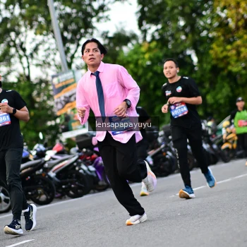 Runner Photo 4111088