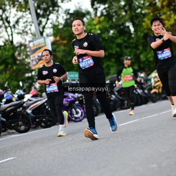 Runner Photo 4111103