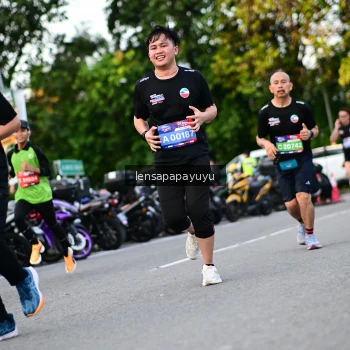 Runner Photo 4111108