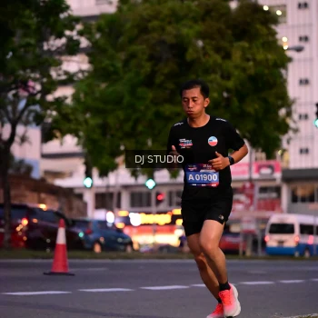 Runner Photo 4111112