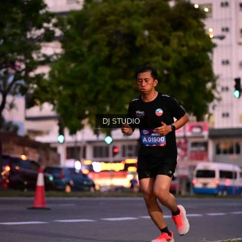 Runner Photo 4111114