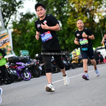 Runner Photo 4111117