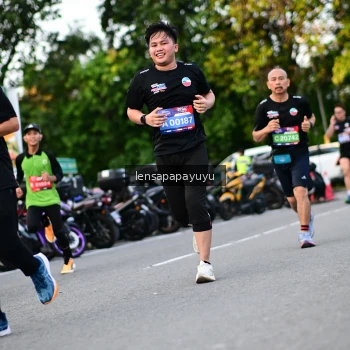 Runner Photo 4111126