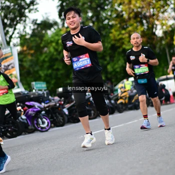 Runner Photo 4111132