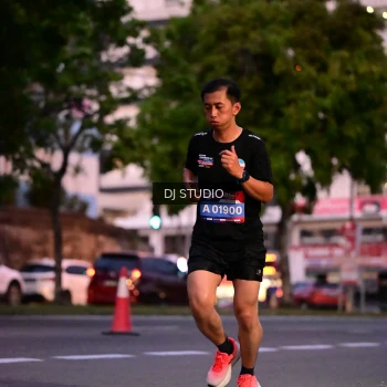 Runner Photo 4111137