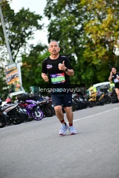 Runner Photo 4111145