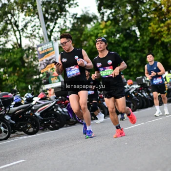 Runner Photo 4111148