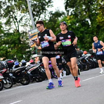 Runner Photo 4111161