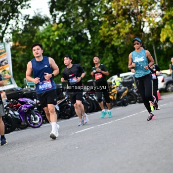 Runner Photo 4111180