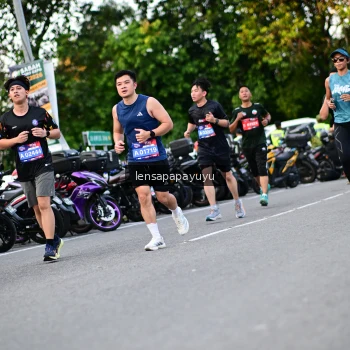Runner Photo 4111184