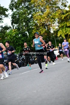 Runner Photo 4111198