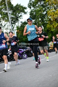 Runner Photo 4111211