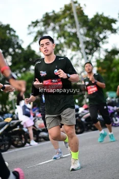 Runner Photo 4111249