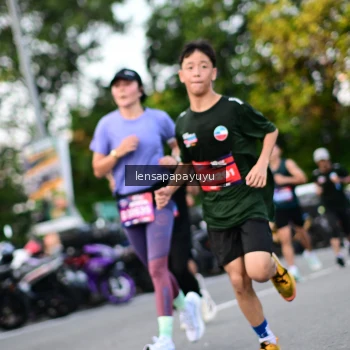Runner Photo 4111260