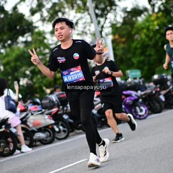Runner Photo 4111284