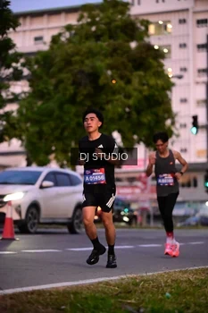 Runner Photo 4111293