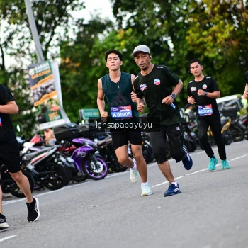 Runner Photo 4111301