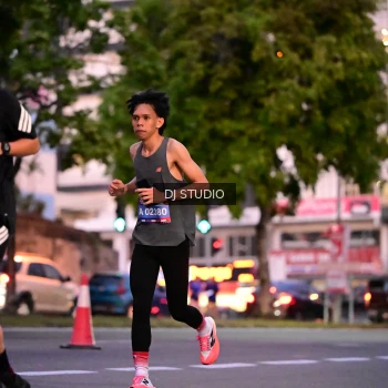 Runner Photo 4111320