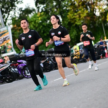 Runner Photo 4111351