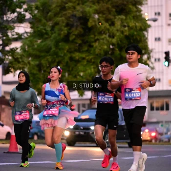 Runner Photo 4111361
