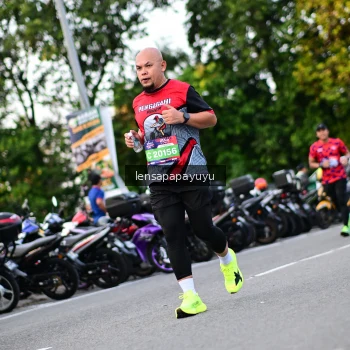 Runner Photo 4111404
