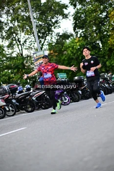 Runner Photo 4111407