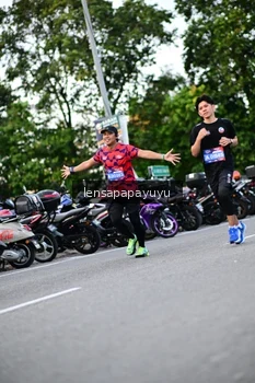 Runner Photo 4111411