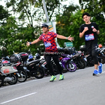 Runner Photo 4111418