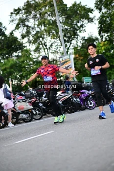Runner Photo 4111426