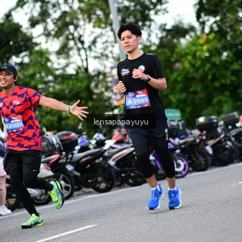 Runner Photo 4111443