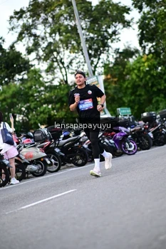 Runner Photo 4111466