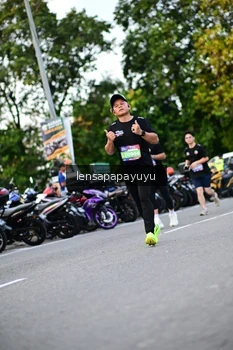 Runner Photo 4111487