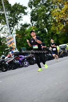 Runner Photo 4111489